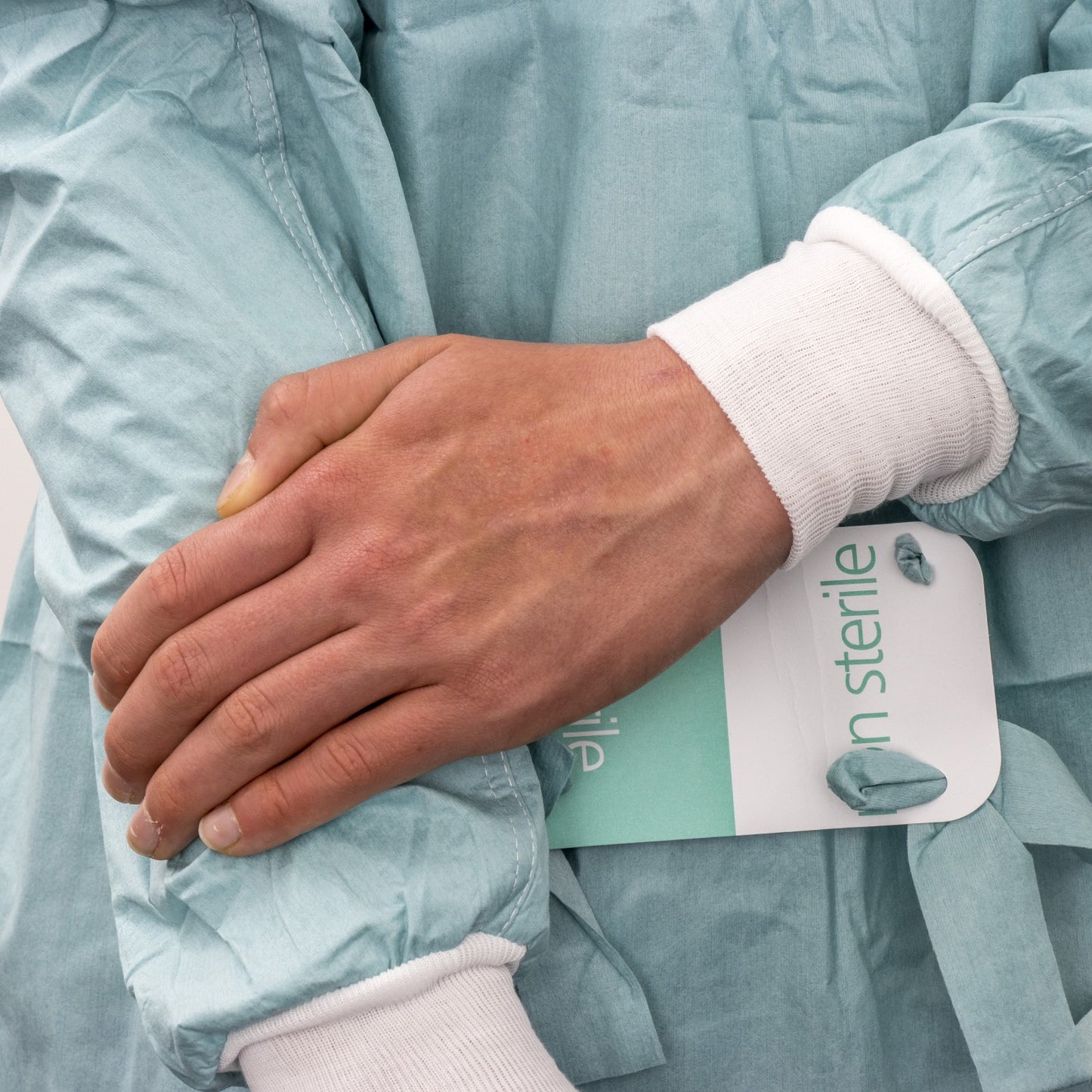 Spunlace Sterile Surgical Gown - Level 3